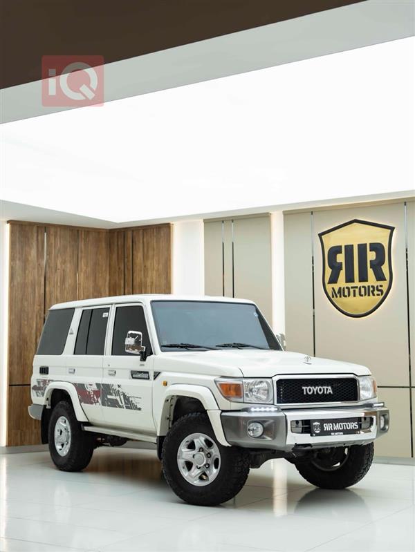 Toyota Land Cruiser 70 2013 for sale in Iraq - Erbil